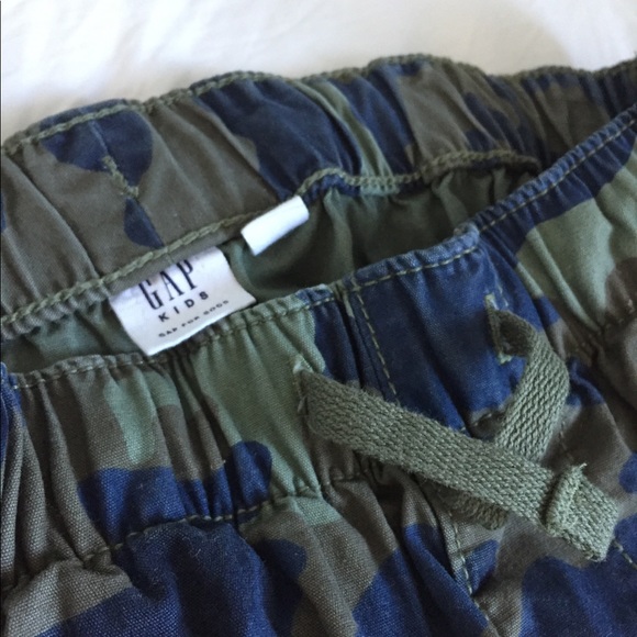 Camo Printed Gap Kid’s Pants - Picture 3 of 8